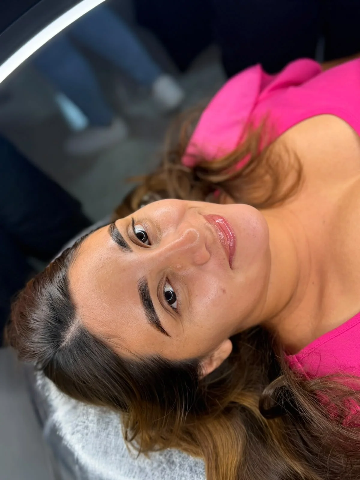 Laminación y diseño de cejas